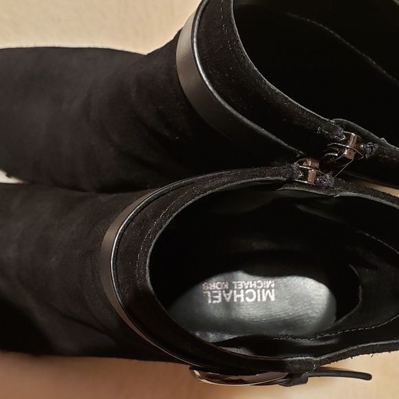 Michael Kors Suede black studded booties - Picture 9 of 11